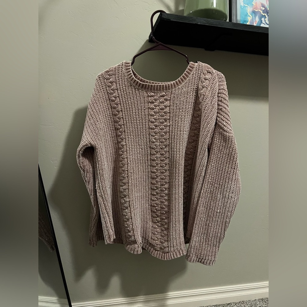 Women's Cable Knit Sweater